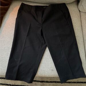Theory Tailored Black Bermuda Shorts – Size 6